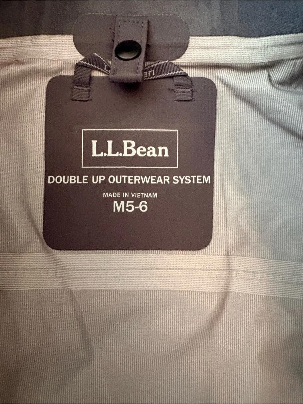 L.L. Bean side 5-6 rain coat great condition